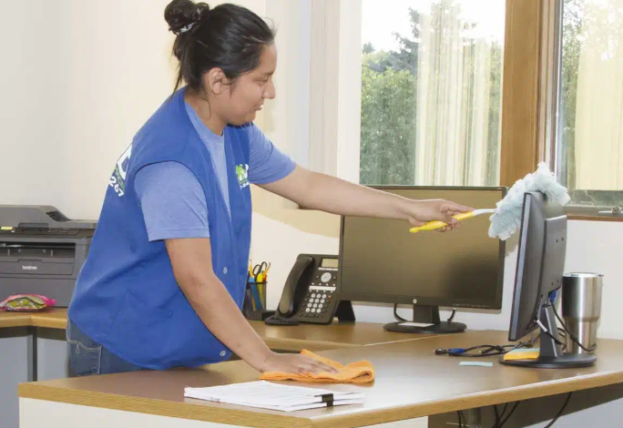 Enhancing First Impressions: The Impact of EMD Cleaning on Your Office